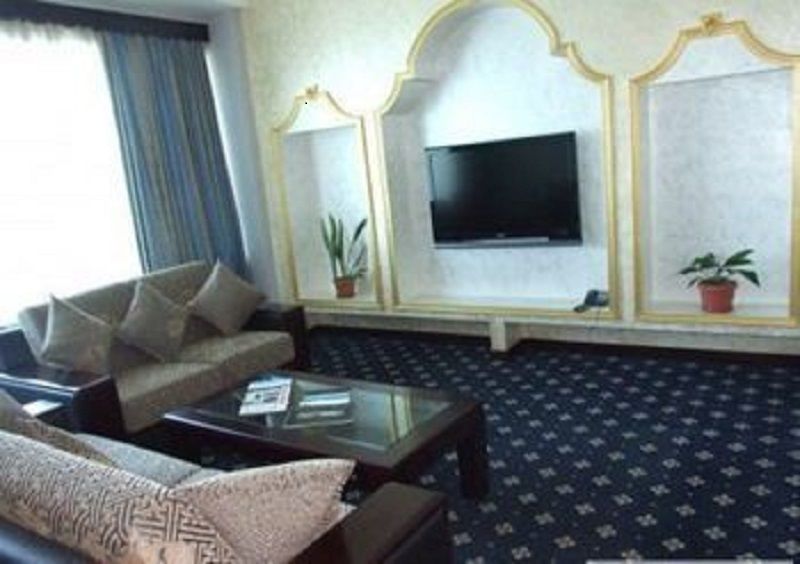 Royal Park Hotel Almaty Esterno foto